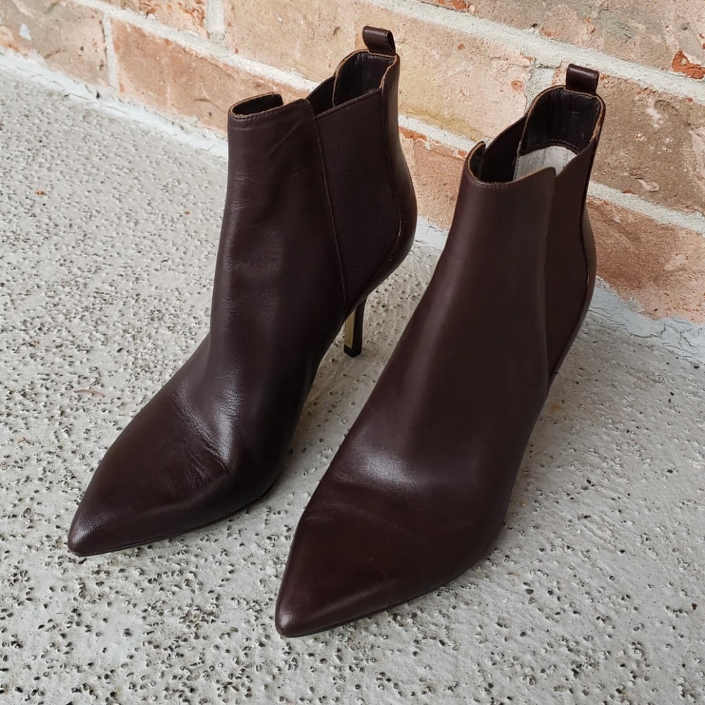 Michael kors ankle boots. - Picture 3 of 8